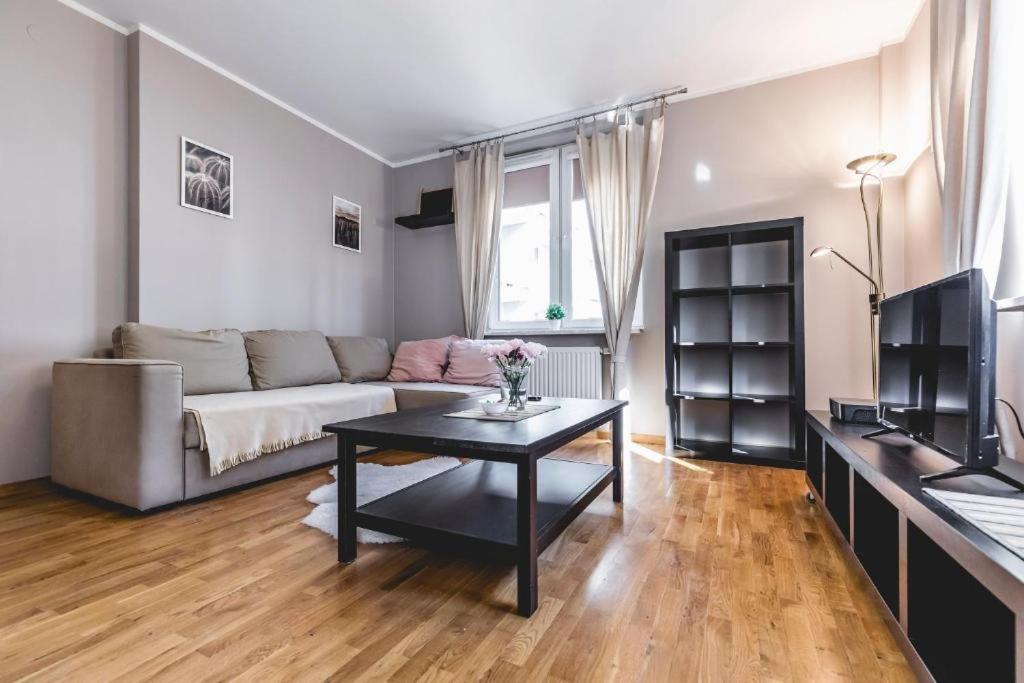 Apartament Niecala Queens Superior Lublin Buitenkant foto